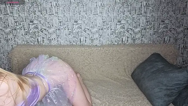 Honeyhook online show from April 2026 07:55:01 PM