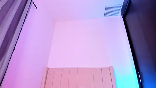 Zoe-Evanns online show from March 2026 12:50:02 PM