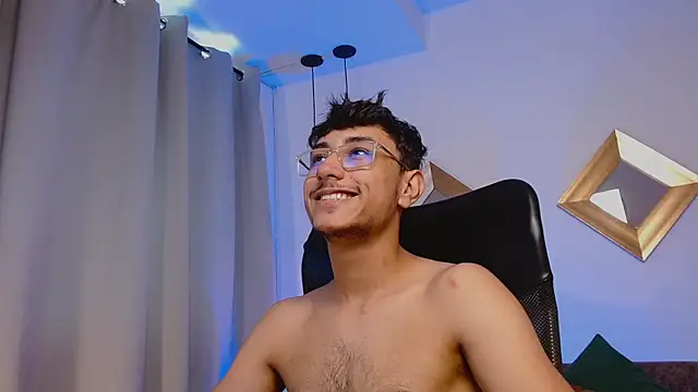 Vezzx online show from March 2026 06:41:02 PM