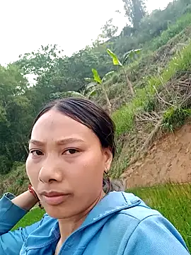 Snapshot of Leiley_98 chatting on April 2026 10:05:01 AM Leiley 98 online show from April 2026 10:05:01 AM