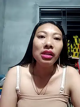 Snapshot of Leiley_98 chatting on April 2026 09:32:02 PM Leiley 98 online show from April 2026 09:32:02 PM