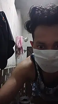 xyz 2giT online show from April 2026 01:52:02 PM