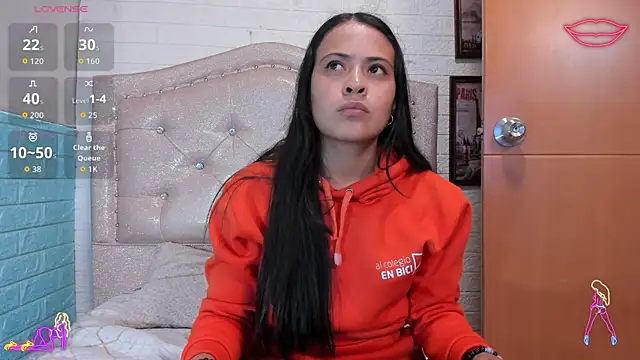 LITTLE-NESSA online show from April 2026 01:29:02 PM