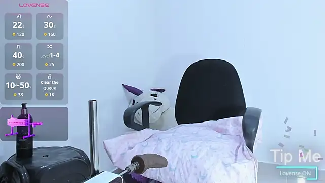 Snapshot of Aria_Cruz_ chatting on April 2026 10:48:02 PM Aria Cruz online show from April 2026 10:48:02 PM