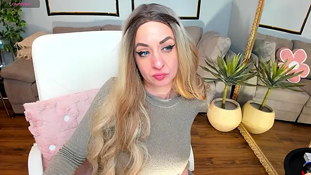 ElyssaVibe online show from April 2026 02:51:02 AM