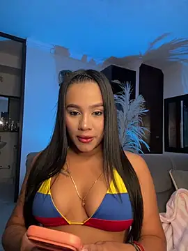 Snapshot of AlisonBeltran1 chatting on May 2026 04:08:01 AM AlisonBeltran1 online show from May 2026 04:08:01 AM