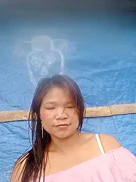 Snapshot of maymay121 chatting on April 2026 01:44:01 AM maymay121 online show from April 2026 01:44:01 AM