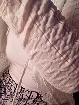 Snapshot of Abi-ni chatting on April 2026 11:54:01 PM Abi-ni online show from April 2026 11:54:01 PM