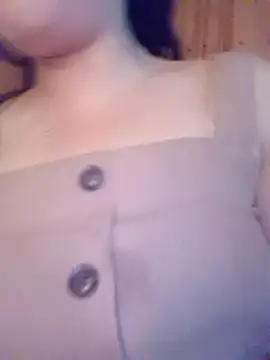 Snapshot of Abi-ni chatting on April 2026 12:28:01 AM Abi-ni online show from April 2026 12:28:01 AM