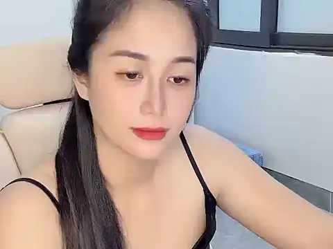 AmyLinee 1 online show from June 2026 05:04:01 PM