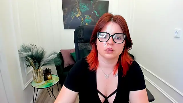 Snapshot of AmeliaDateri chatting on May 2026 11:28:01 AM AmeliaDateri online show from May 2026 11:28:01 AM