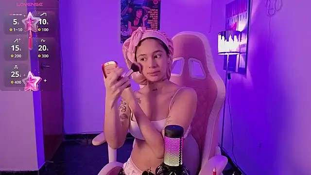 Snapshot of Oliviasims chatting on March 2026 09:37:02 PM Oliviasims online show from March 2026 09:37:02 PM