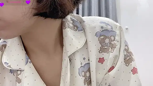 Snapshot of Ryo-Jisoo chatting on March 2026 11:05:02 AM Ryo-Jisoo online show from March 2026 11:05:02 AM