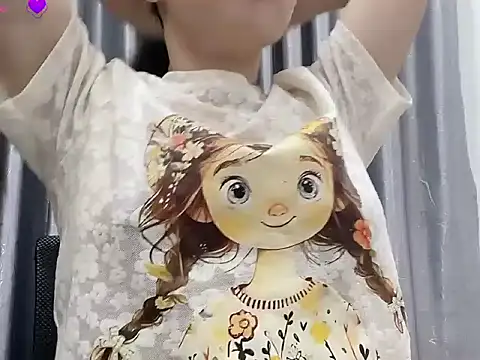 Snapshot of Ryo-Jisoo chatting on April 2026 02:56:01 AM Ryo-Jisoo online show from April 2026 02:56:01 AM