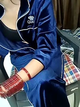 Candyy crushh online show from March 2026 02:31:02 PM