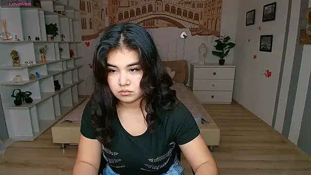 Snapshot of AlicaMayer chatting on March 2026 12:31:02 PM AlicaMayer online show from March 2026 12:31:02 PM