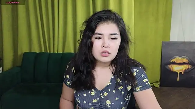 Snapshot of AlicaMayer chatting on March 2026 06:46:01 PM AlicaMayer online show from March 2026 06:46:01 PM