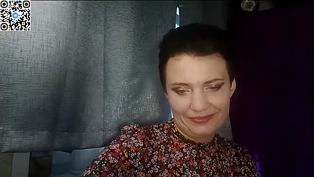 Snapshot of HotMamaQueen234 chatting on April 2026 03:03:02 PM HotMamaQueen234 online show from April 2026 03:03:02 PM