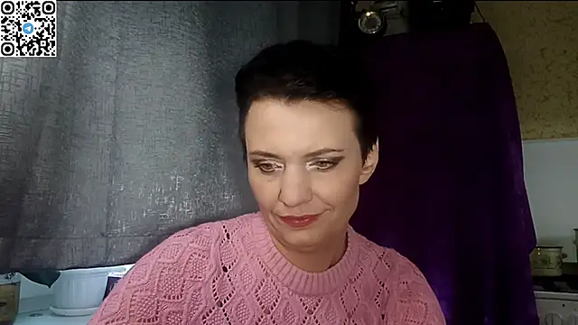 Snapshot of HotMamaQueen234 chatting on April 2026 01:41:02 PM HotMamaQueen234 online show from April 2026 01:41:02 PM