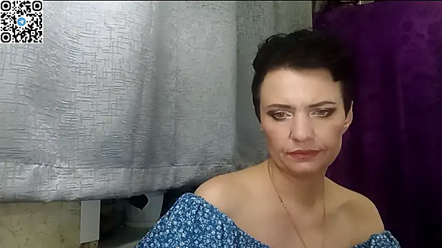 Snapshot of HotMamaQueen234 chatting on April 2026 08:57:02 PM HotMamaQueen234 online show from April 2026 08:57:02 PM