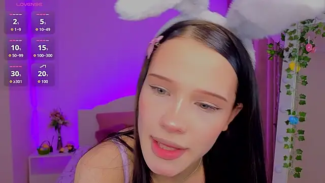 Snapshot of Deibora chatting on April 2026 10:02:02 AM Deibora online show from April 2026 10:02:02 AM