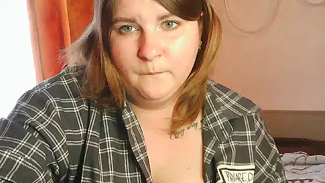 Snapshot of Minisstra chatting on April 2026 03:16:01 PM Minisstra online show from April 2026 03:16:01 PM