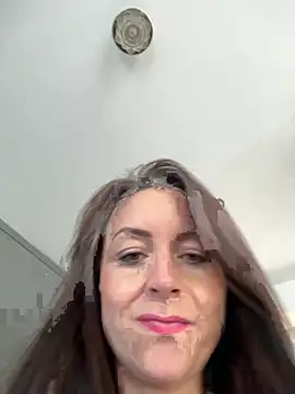 Snapshot of skarletthorne chatting on March 2026 07:47:01 AM skarletthorne online show from March 2026 07:47:01 AM