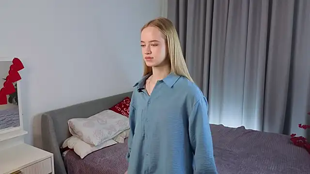 IselaObanner online show from March 2026 11:02:02 AM