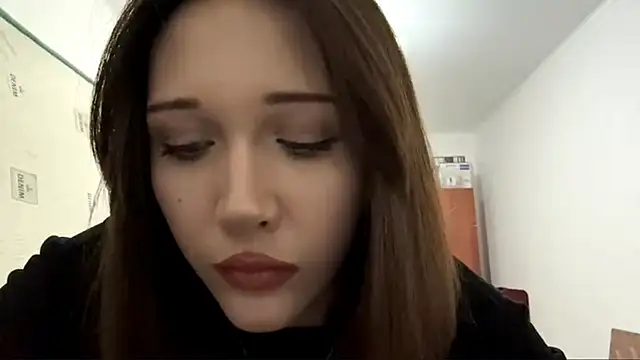 Snapshot of kiravings chatting on March 2026 04:08:01 PM kiravings online show from March 2026 04:08:01 PM