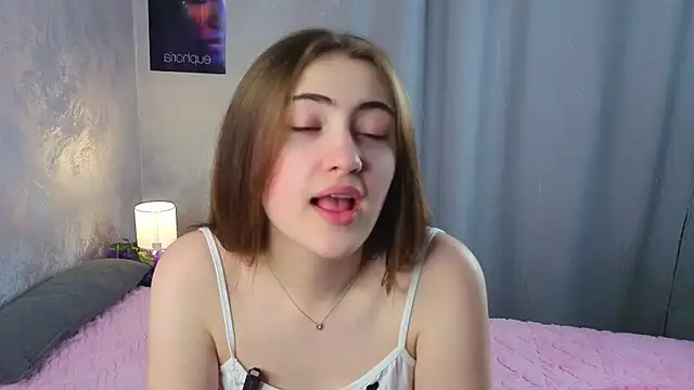 Snapshot of AllenGlas chatting on April 2026 11:41:01 AM AllenGlas online show from April 2026 11:41:01 AM