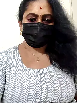 aishu mallu tamil online show from April 2026 09:54:01 AM