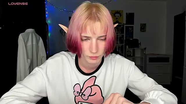 Snapshot of sweet_peach___ chatting on April 2026 03:12:01 PM sweet peach online show from April 2026 03:12:01 PM