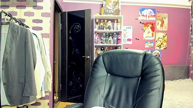 sweet peach    online show from July 2026 08:30:02 PM
