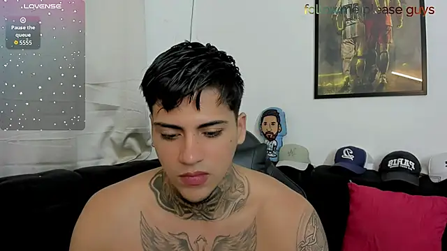 sweetlatinoboy online show from May 2026 11:09:02 AM