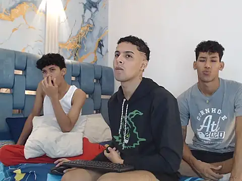 Snapshot of SEXY_BIG_COCK chatting on March 2026 01:22:02 PM SEXY BIG COCK online show from March 2026 01:22:02 PM