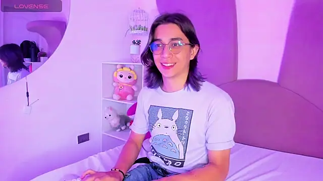 Snapshot of Keita_Moon chatting on March 2026 12:05:02 PM Keita Moon online show from March 2026 12:05:02 PM