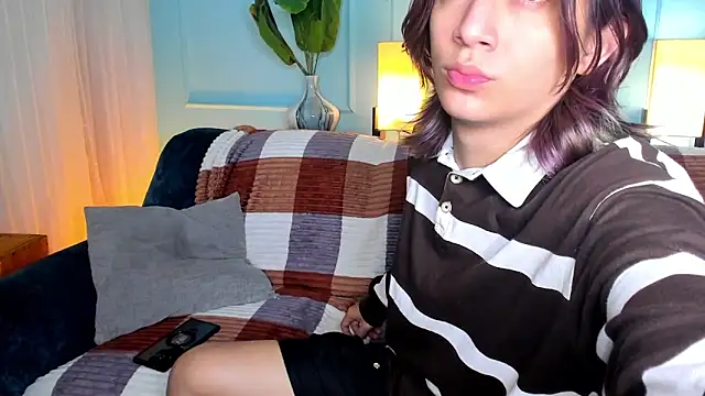 Snapshot of Keita_Moon chatting on April 2026 11:50:02 AM Keita Moon online show from April 2026 11:50:02 AM