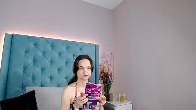 IowaSin online show from April 2026 01:00:02 PM