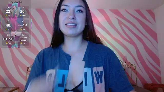 Snapshot of Scarlet_queen4 chatting on March 2026 01:17:01 PM Scarlet queen4 online show from March 2026 01:17:01 PM