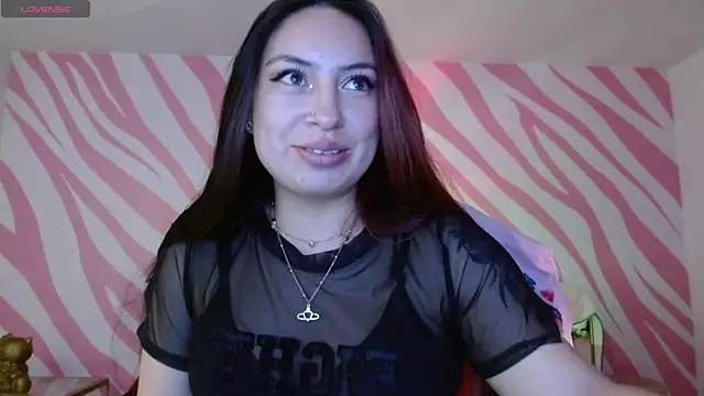 Snapshot of Scarlet_queen4 chatting on March 2026 01:22:01 PM Scarlet queen4 online show from March 2026 01:22:01 PM