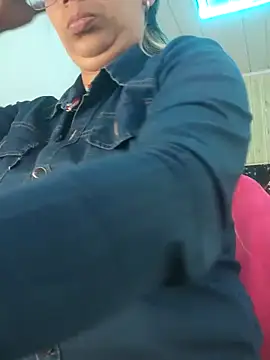 Snapshot of Melisa_14 chatting on April 2026 01:01:01 PM Melisa 14 online show from April 2026 01:01:01 PM