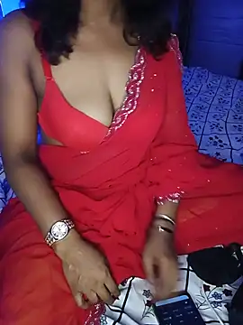 Snapshot of mayakapoor880 chatting on May 2026 05:42:01 PM mayakapoor880 online show from May 2026 05:42:01 PM