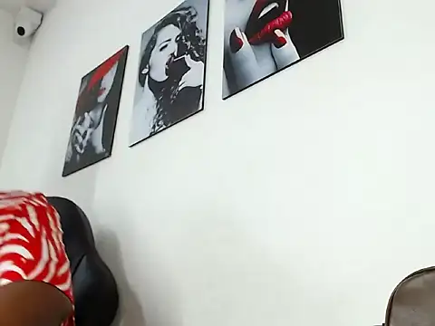 Snapshot of Alessandro_Hamed chatting on April 2026 01:18:01 PM Alessandro Hamed online show from April 2026 01:18:01 PM