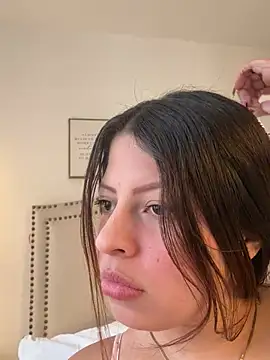 shy-vibes online show from April 2026 07:53:01 PM