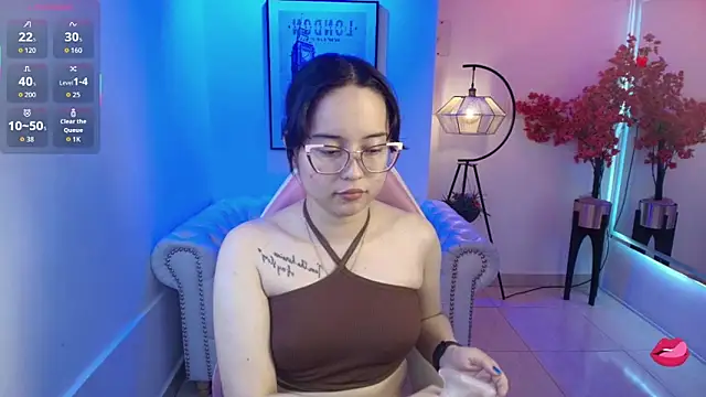 Snapshot of Shady_bug chatting on April 2026 08:14:02 PM Shady bug online show from April 2026 08:14:02 PM