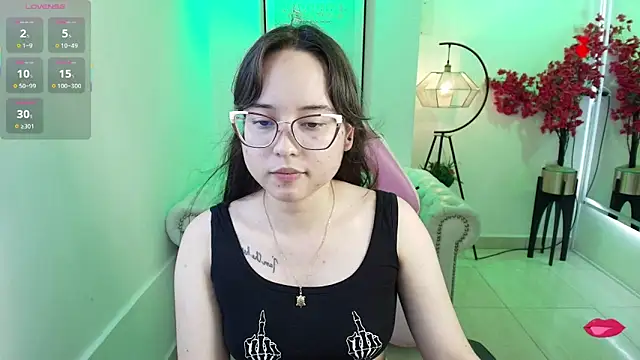 Snapshot of Shady_bug chatting on April 2026 08:26:02 PM Shady bug online show from April 2026 08:26:02 PM