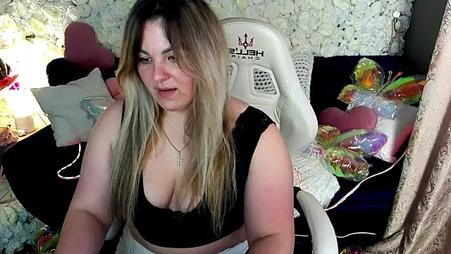 AlissyaGrayy online show from April 2026 01:52:02 PM