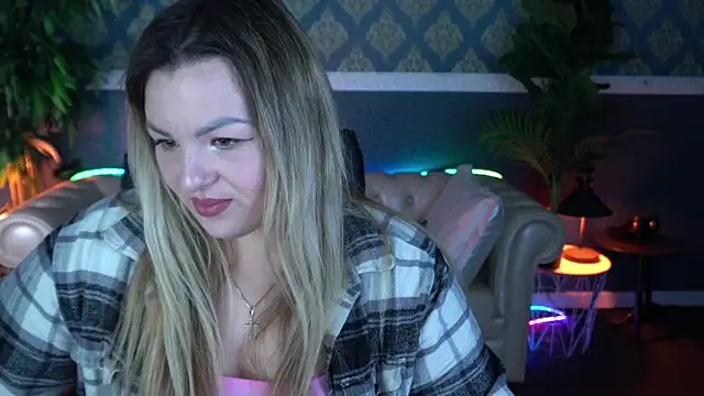 Snapshot of AlissyaGrayy chatting on April 2026 05:43:01 AM AlissyaGrayy online show from April 2026 05:43:01 AM