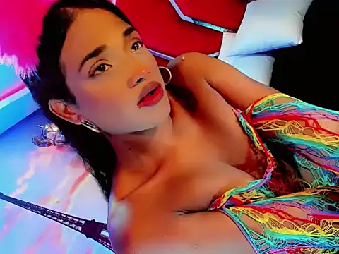 Paola Delfino online show from April 2026 10:45:02 AM