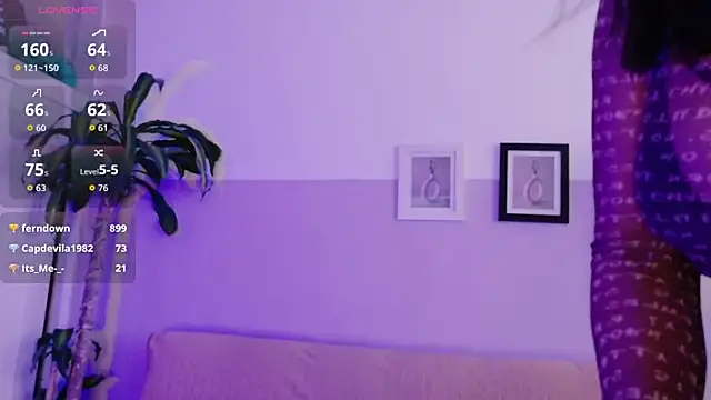 Snapshot of Zara_Fire chatting on March 2026 09:37:02 PM Zara Fire online show from March 2026 09:37:02 PM